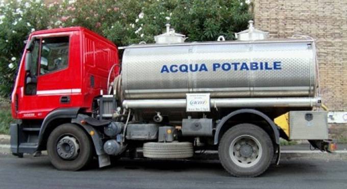 autobotte acqua potabile