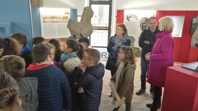 scuola primaria di montalto in visita alla mostra "egizi etruschi"
