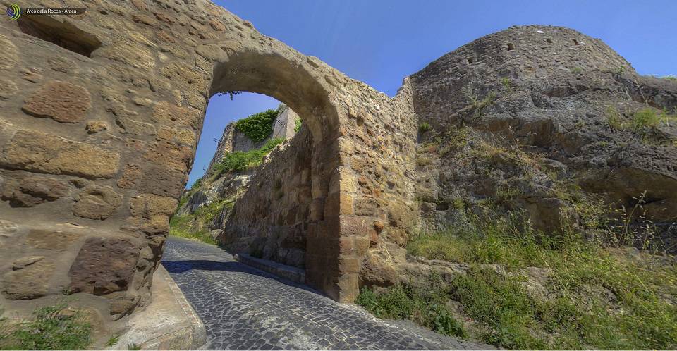 Porta antica di Ardea