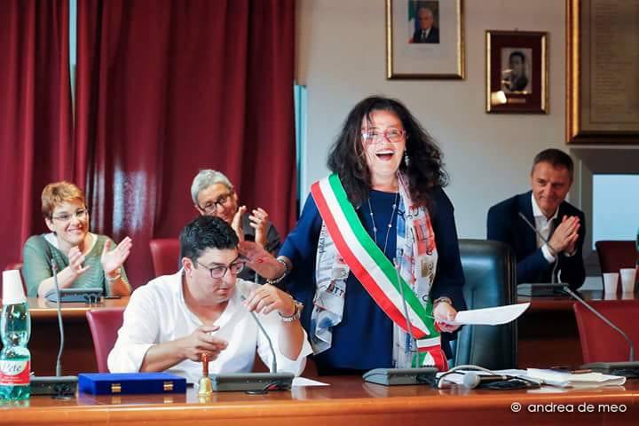 Formia, primo consiglio comunale con Paola Villa sindaco