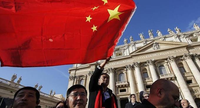La Cina nomina un vescovo fuori dall’accordo col Vaticano: il rammarico della Santa Sede