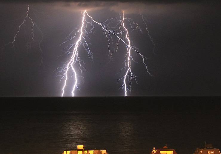 Tempeste elettriche, temporali e vento forte: allerta meteo sul Lazio per tutto il weekend