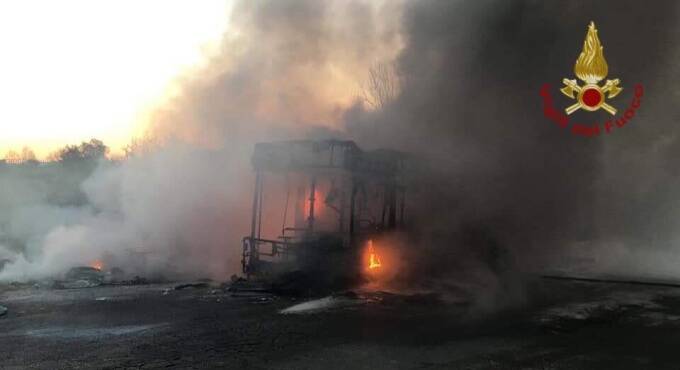 incendio bus via ardeatina