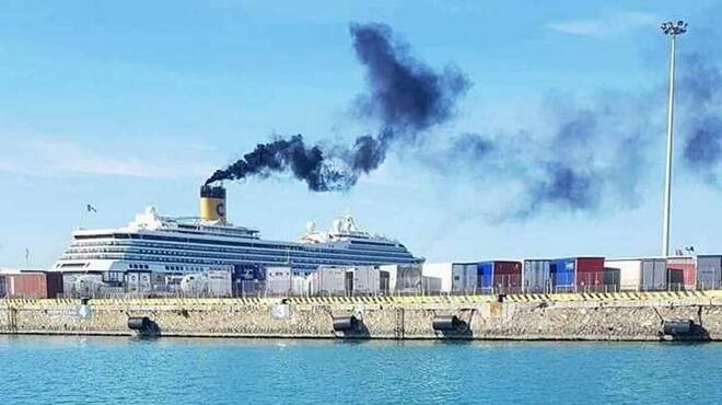 emissioni porto di Civitavecchia
