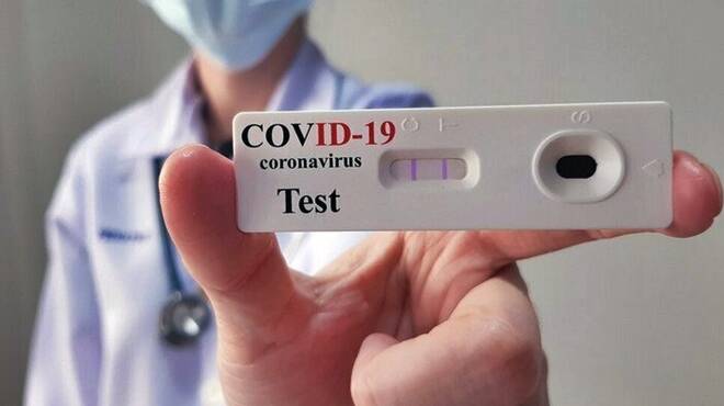 test salivari anti covid-19