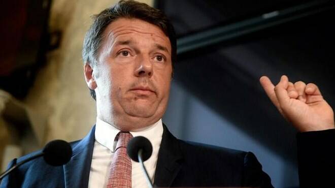 Reddito di cittadinanza, Matteo Renzi lancia una raccolta firme per abolirlo