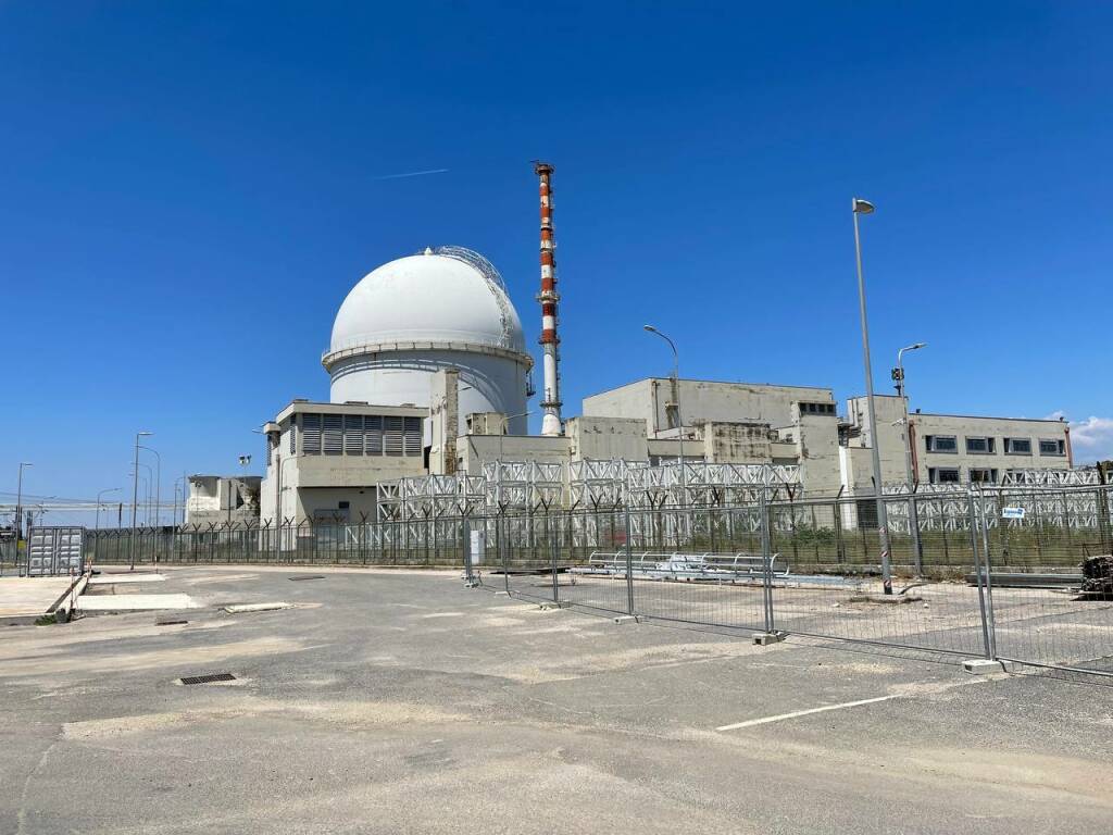 centrale nucleare latina