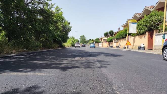lavori asfaltatura viale dei romagnoli ostia