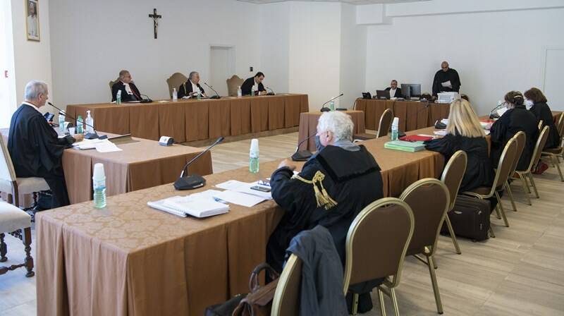 udienza pedofilia tribunale vaticano