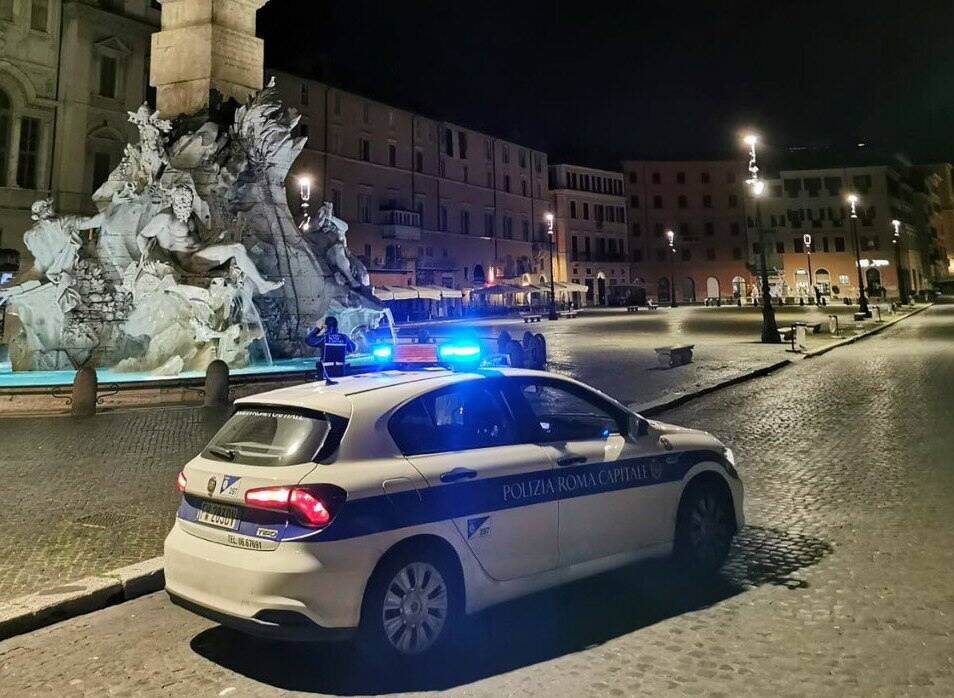 piazza navona, polizia locale roma