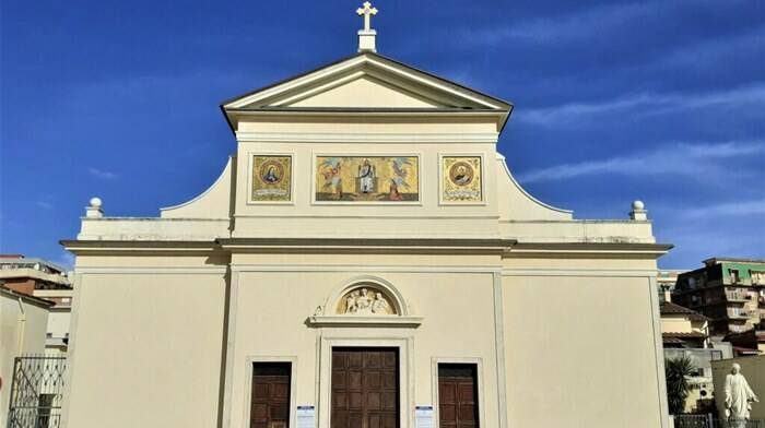 chiesa madonna del rosario ladispoli
