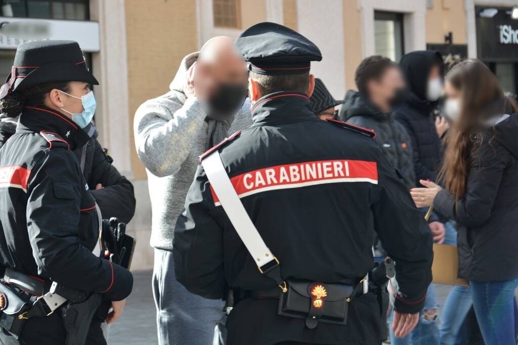 carabinieri roma, misure anti covid