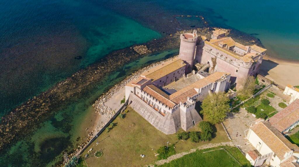 “Sotto il Cielo del Castello di Santa Severa”: gli eventi in programma fino al 14 agosto