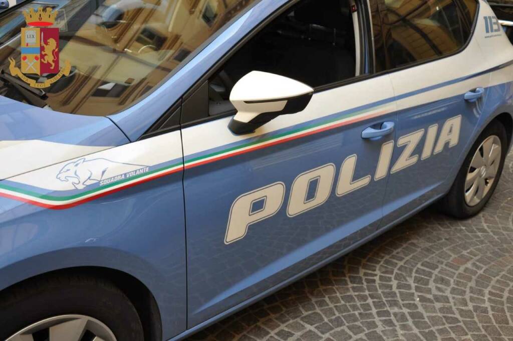 polizia auto
