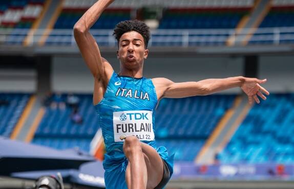 Atletica, Furlani centra il record italiano nel lungo: superato Andrew Howe