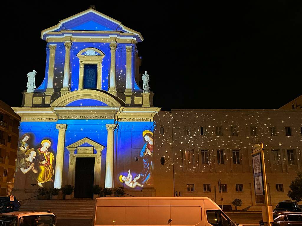 Illuminazioni artistiche, nuova luce al Natale di Civitavecchia
