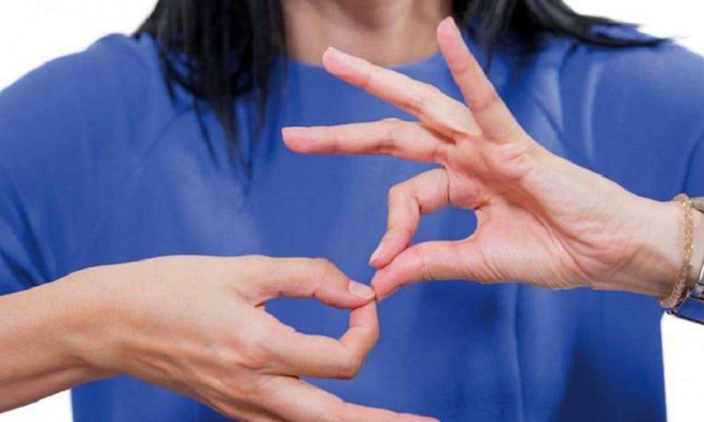 Ladispoli, al Centro Anziani di via Trapani un corso sulla lingua dei segni